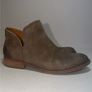 Kork-Ease Renny ankle boot in distressed taupe suede size 8